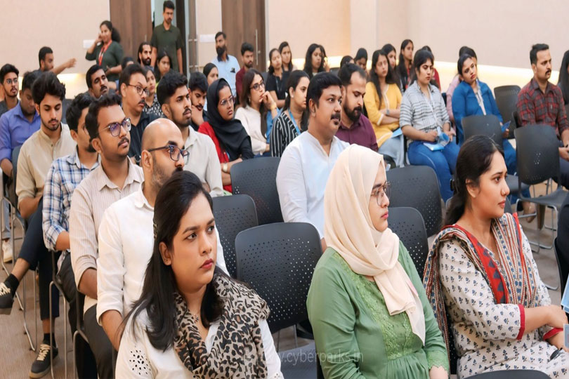 ഗവ. സൈബര്‍പാര്‍ക്കില്‍ പിഎം വികസിത് ഭാരത് റോസ്ഗർ യോജന ബോധവൽക്കരണ സെഷൻ സംഘടിപ്പിച്ചു